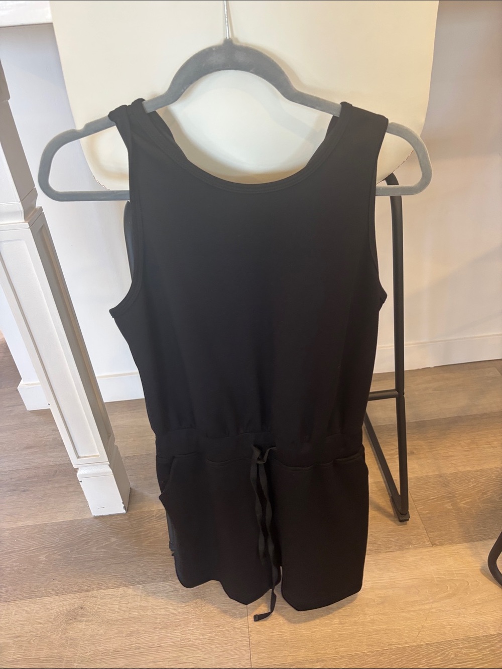 Automet Black Sleeveless V-Neck Romper with Elastic Waist